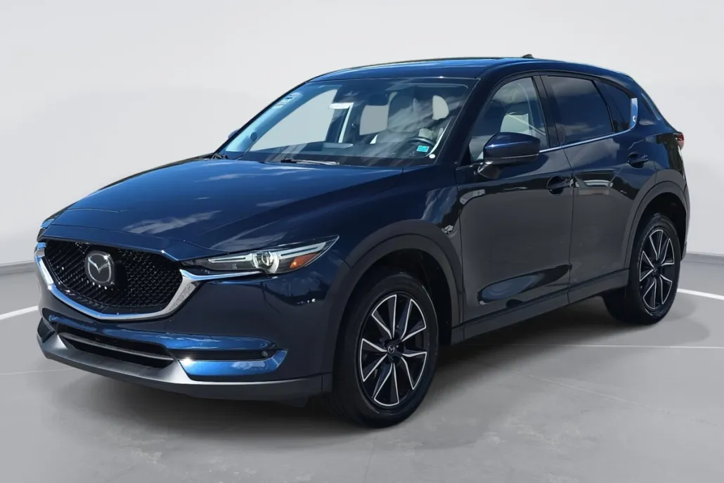 2017 Mazda CX-5 Grand Touring photo 1