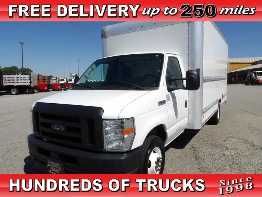 2021 Ford E-350 photo 1