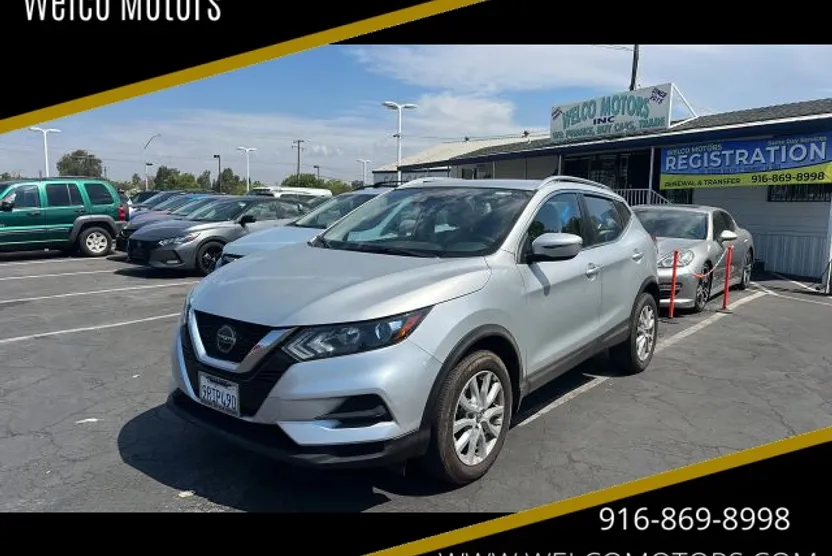 2020 Nissan Rogue Sport SV photo 1