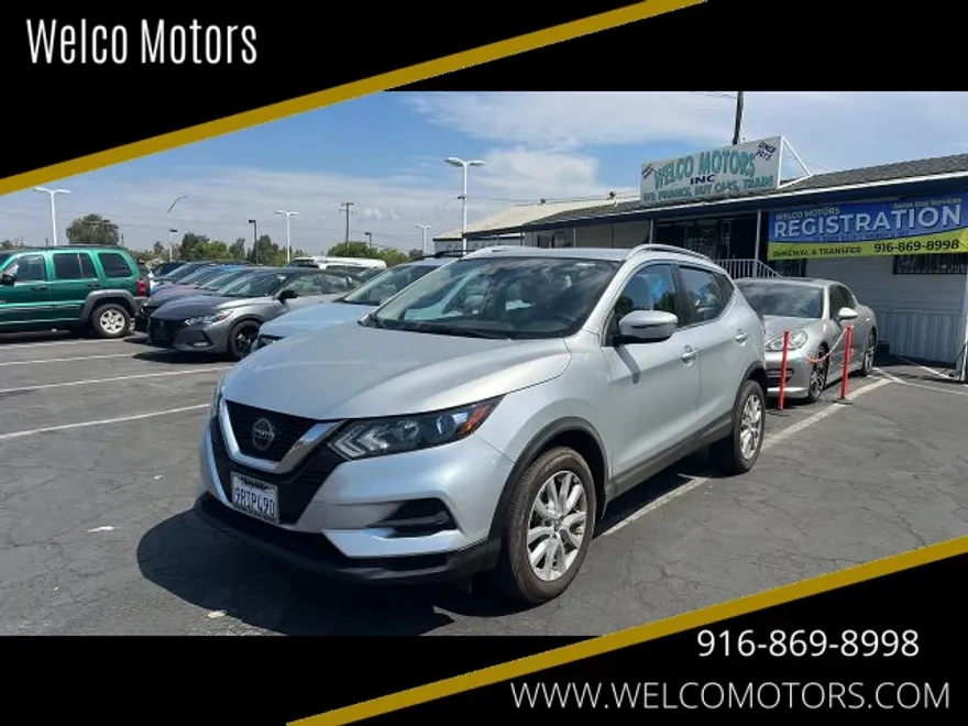 2020 Nissan Rogue Sport SV photo 1