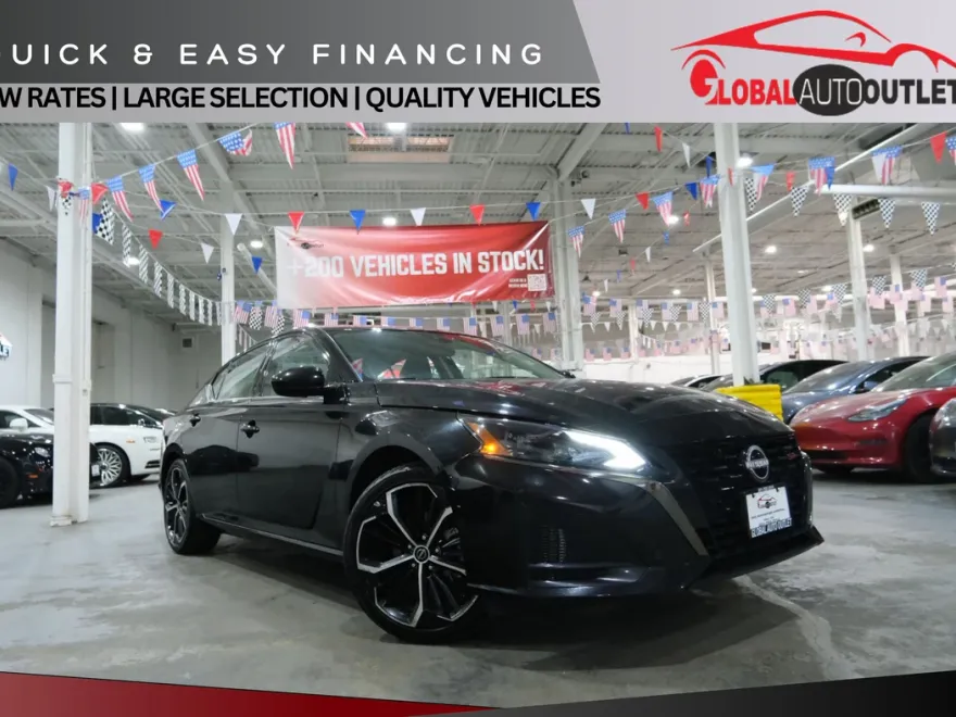 2024 Nissan Altima 2.5 SR photo 1