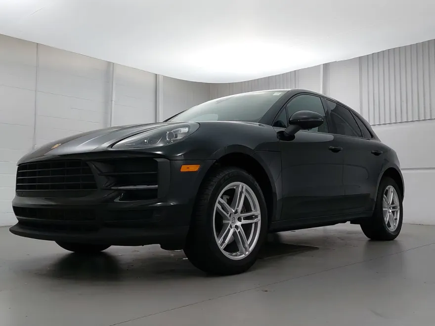 2020 Porsche Macan photo 1
