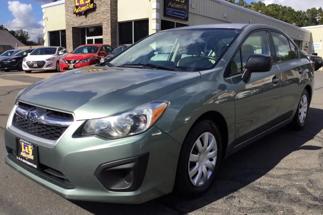 2014 Subaru Impreza 2.0i photo 1