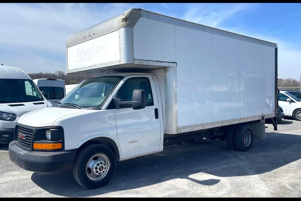 2017 Gmc Savana photo 1