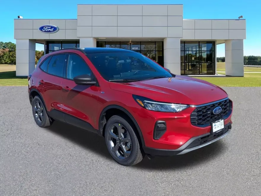 2025 Ford Escape ST-Line photo 1