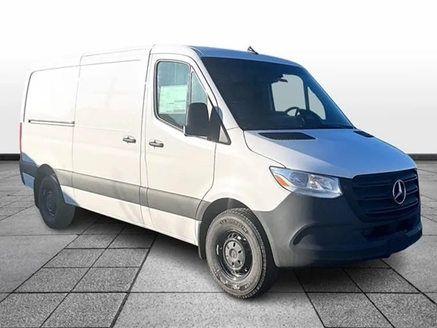 2025 Mercedes Benz Sprinter 2500 144 WB photo 1