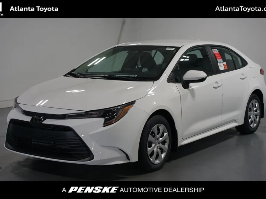 2026 Toyota Corolla LE photo 1