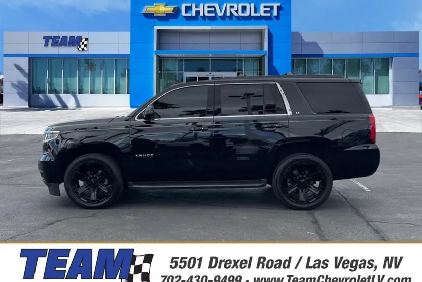 2018 Chevrolet Tahoe LT photo 1