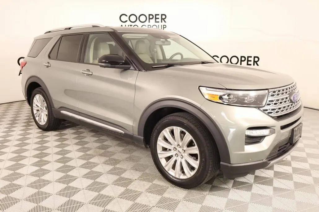 2020 Ford Explorer Limited photo 1
