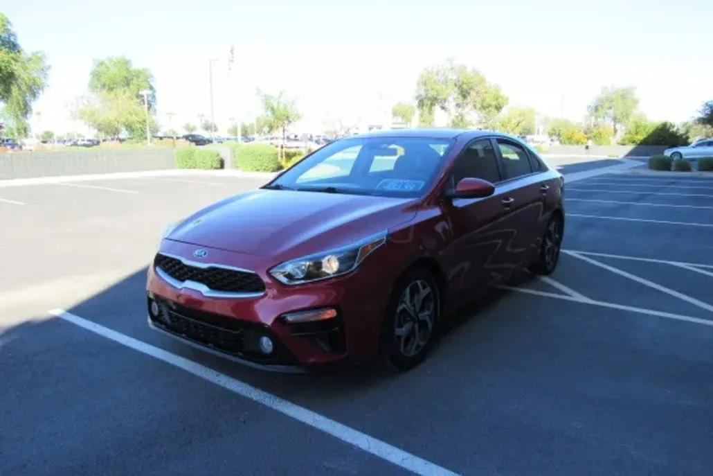 2020 Kia Forte LXS photo 1