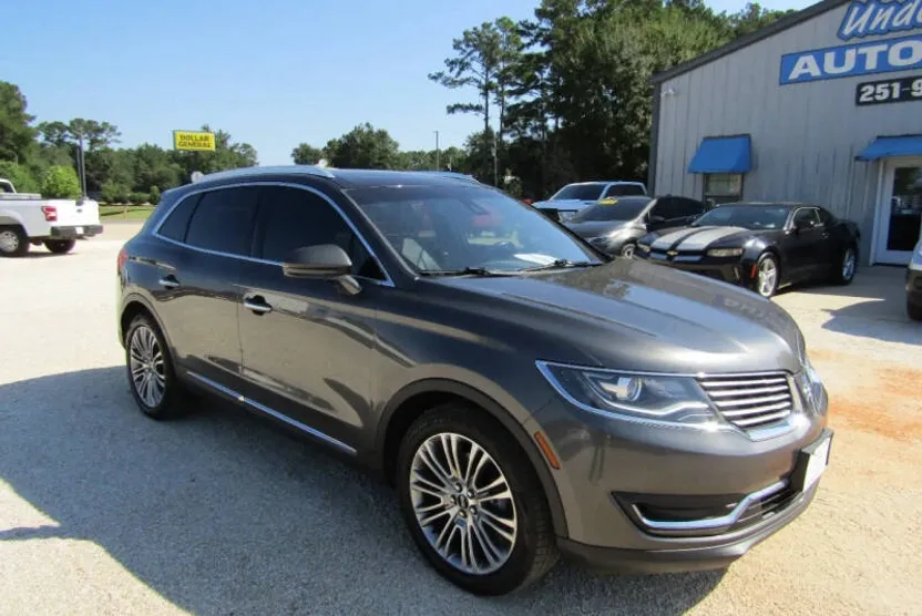 2017 Lincoln MKX Reserve photo 1