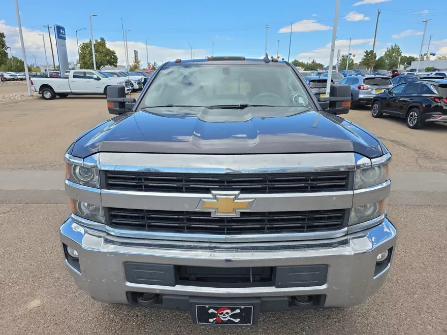 2016 Chevrolet Silverado 2500HD LT photo 1