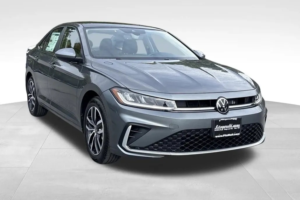 2026 Volkswagen Jetta 1.8T SE photo 1