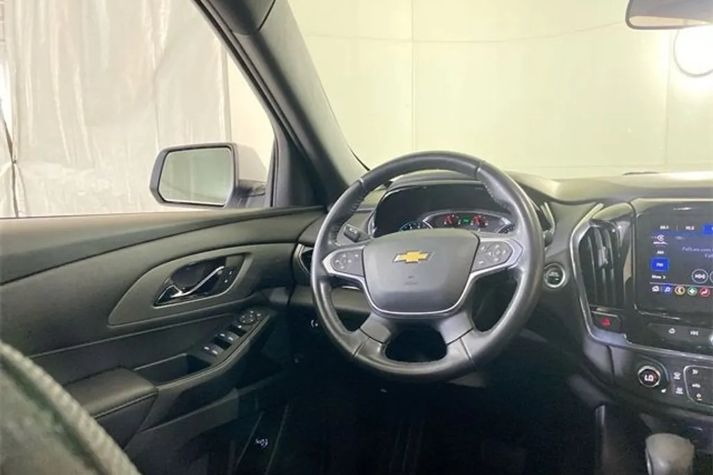 2022 Chevrolet Traverse Cloth photo 1