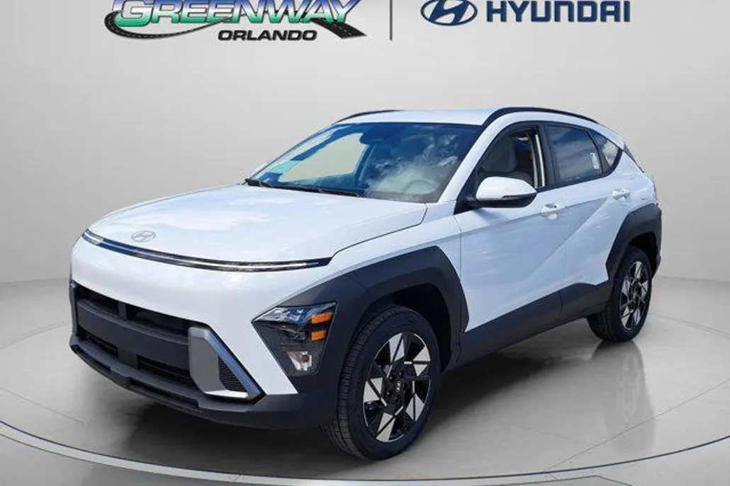 2025 Hyundai Kona SEL photo 1