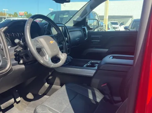 2018 Chevrolet Silverado 1500 LTZ photo 4