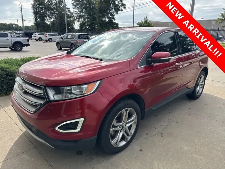 2016 Ford Edge Titanium photo 1
