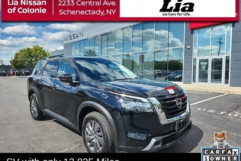 2025 Nissan Pathfinder SV photo 1