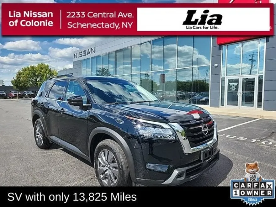 2025 Nissan Pathfinder SV photo 1