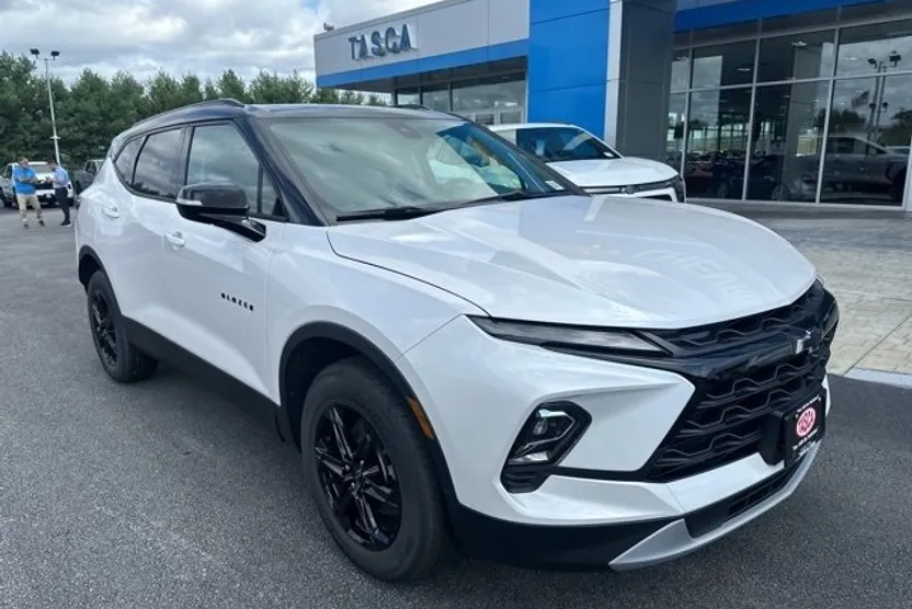 2025 Chevrolet Blazer 3LT photo 1