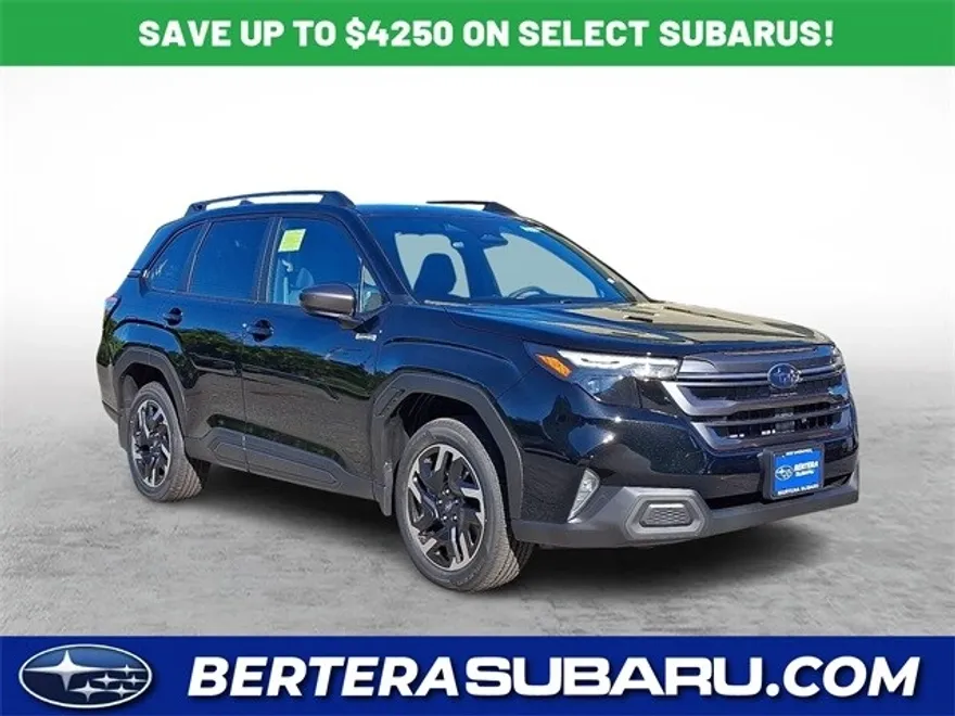 2025 Subaru Forester Premium photo 1