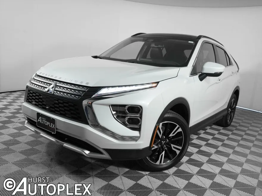 2025 Mitsubishi Eclipse Cross SE photo 1