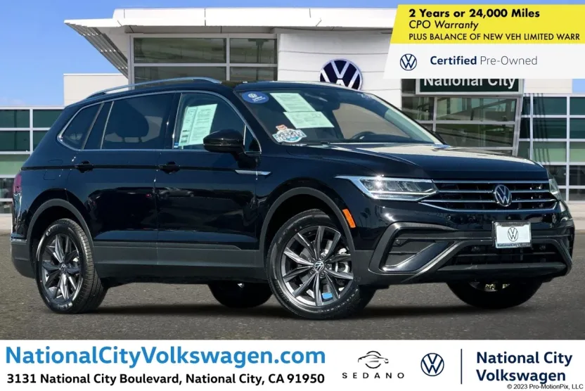 2022 Volkswagen Tiguan SE photo 1