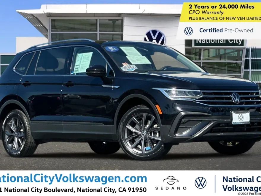 2022 Volkswagen Tiguan SE photo 1