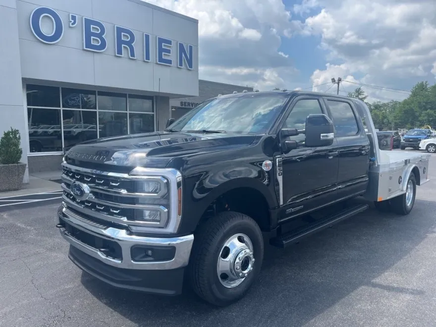 2025 Ford F-350 photo 1
