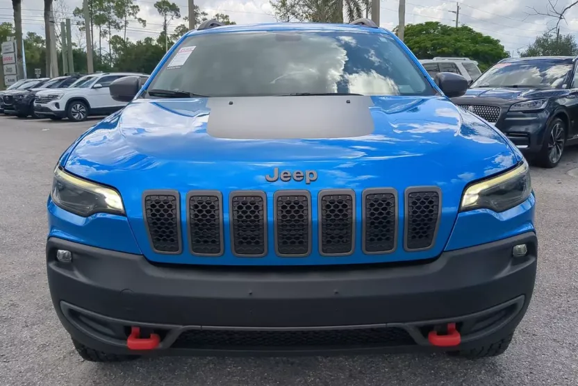 2020 Jeep Cherokee Trailhawk photo 1