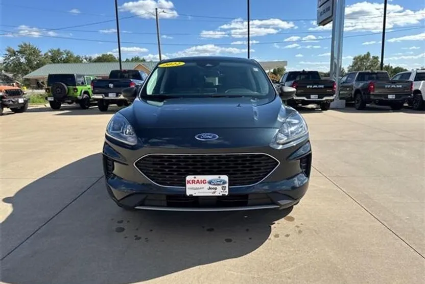 2022 Ford Escape SE photo 1