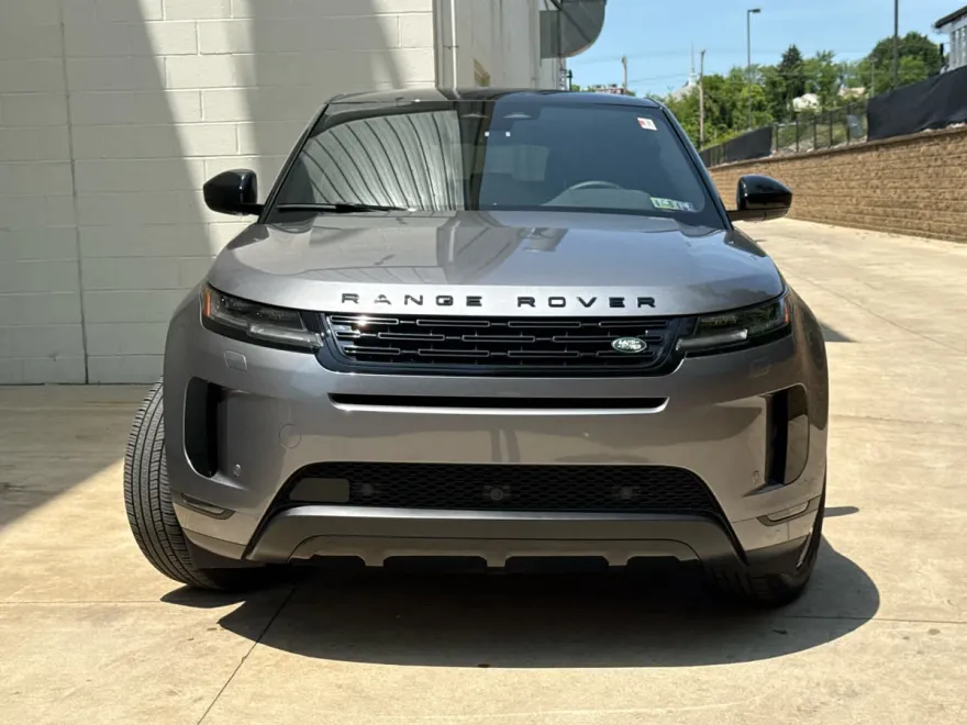 2024 Land Rover Range Rover Evoque S photo 1