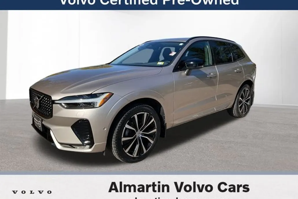 2023 Volvo XC60 B5 Plus photo 1