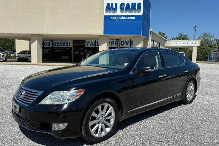 2010 Lexus LS 460 L photo 1