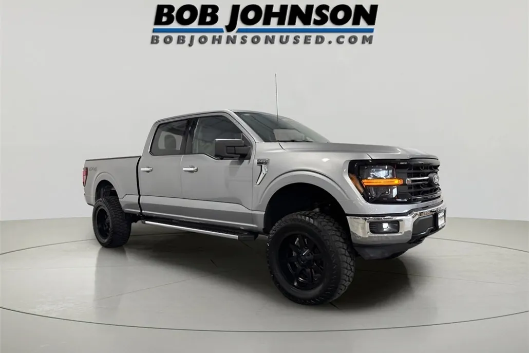2024 Ford F-150 XLT photo 1
