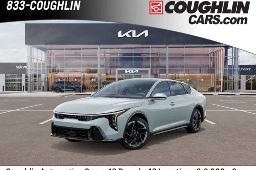 2025 Kia K4 GT-Line photo 1