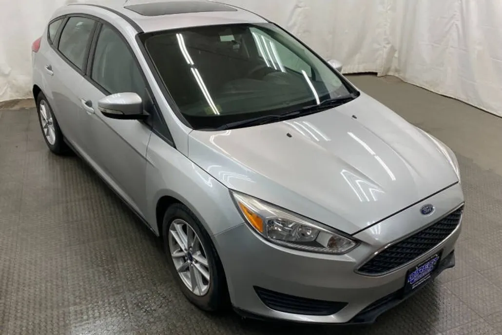 2016 Ford Focus SE photo 1