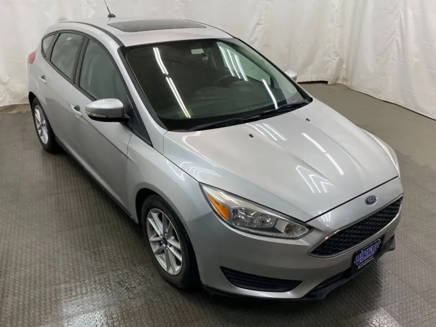2016 Ford Focus SE photo 1
