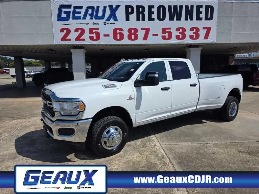 2024 Ram 3500 Tradesman photo 1