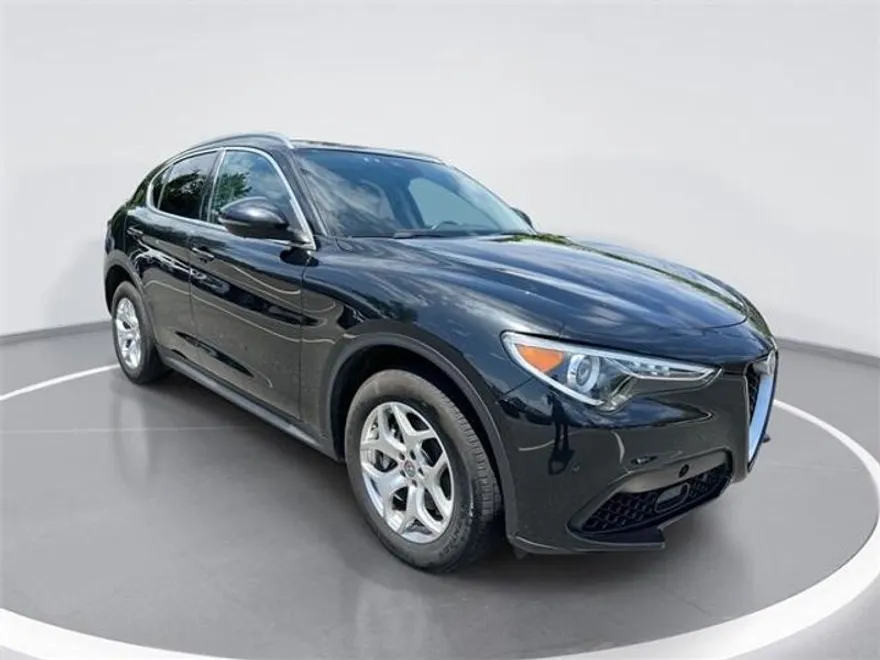 2021 Alfa Romeo Stelvio Sport Base photo 1