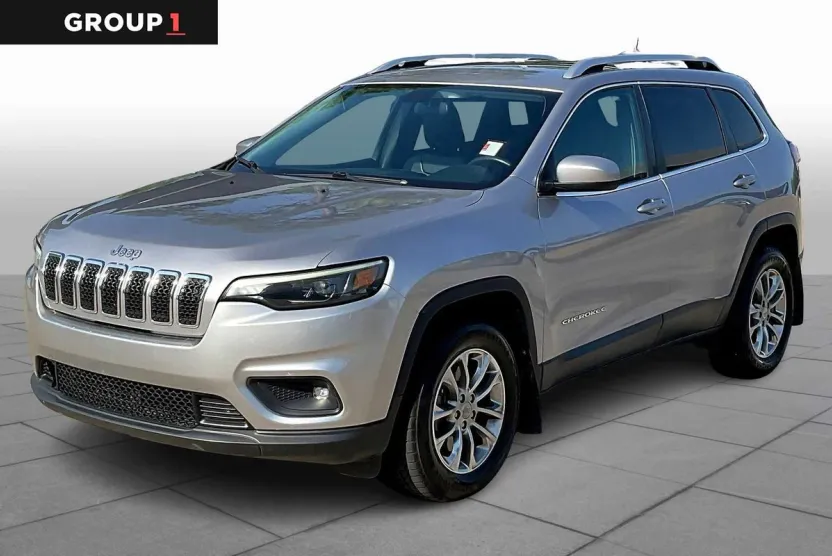 2019 Jeep Cherokee Latitude photo 1