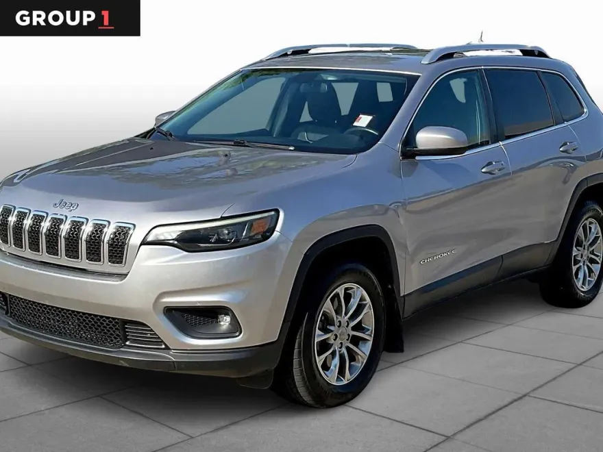 2019 Jeep Cherokee Latitude photo 1