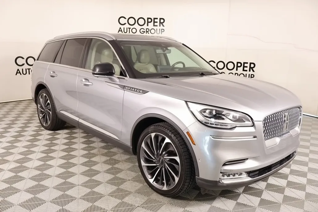 2022 Lincoln Aviator Reserve photo 1