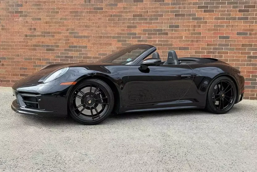 2023 Porsche 911 4S 4 GTS photo 1