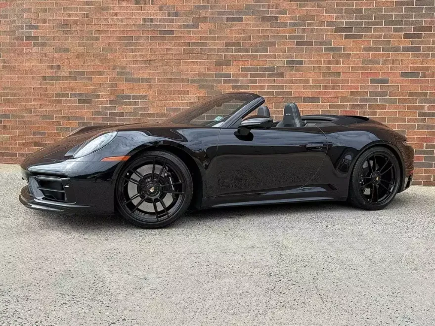 2023 Porsche 911 4S 4 GTS photo 1