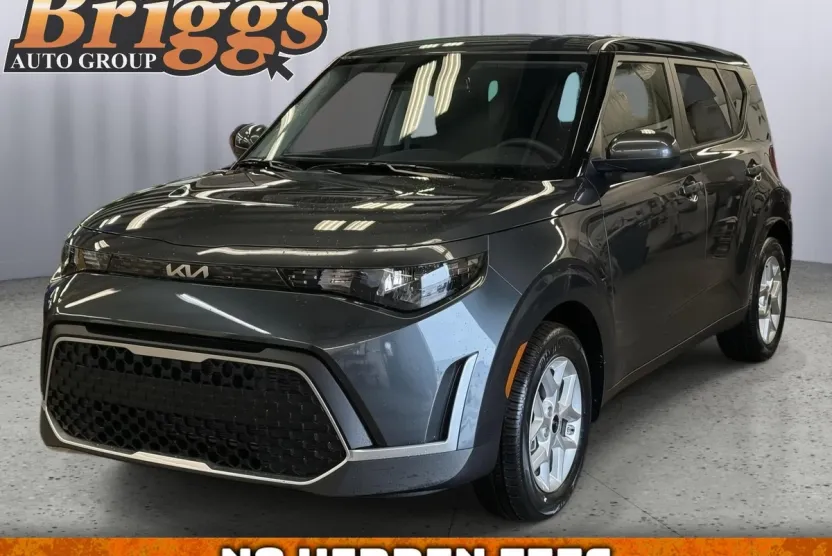 2025 Kia Soul S photo 1