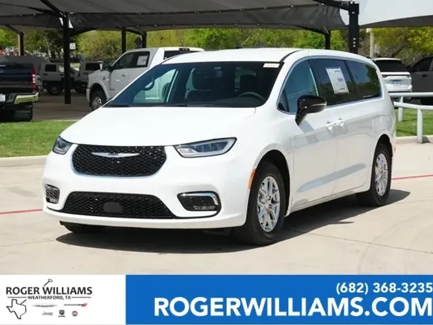 2025 Chrysler Pacifica photo 1