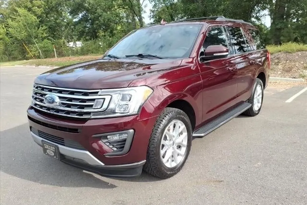 2021 Ford Expedition XLT photo 1
