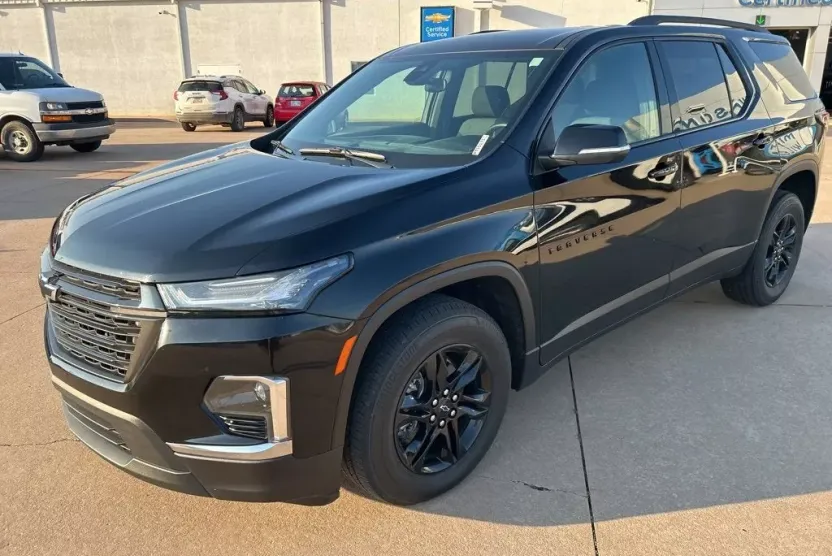 2023 Chevrolet Traverse Cloth photo 1
