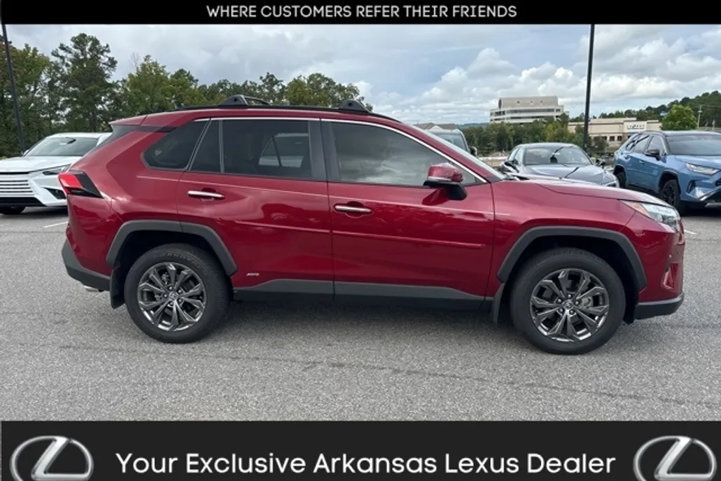 2024 Toyota RAV4 Hybrid Limited photo 1